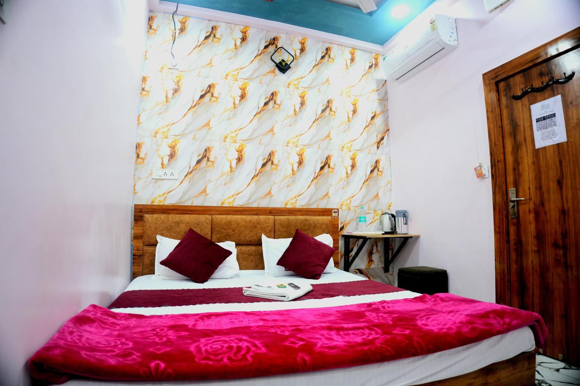 Hotel Ganraj Ujjain Exterior foto